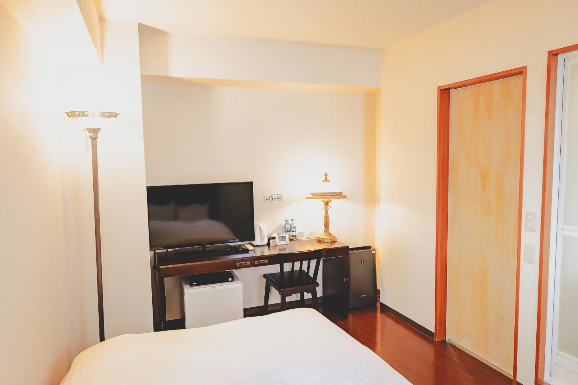 Van Cortlandt Hotel Aira Екстериор снимка