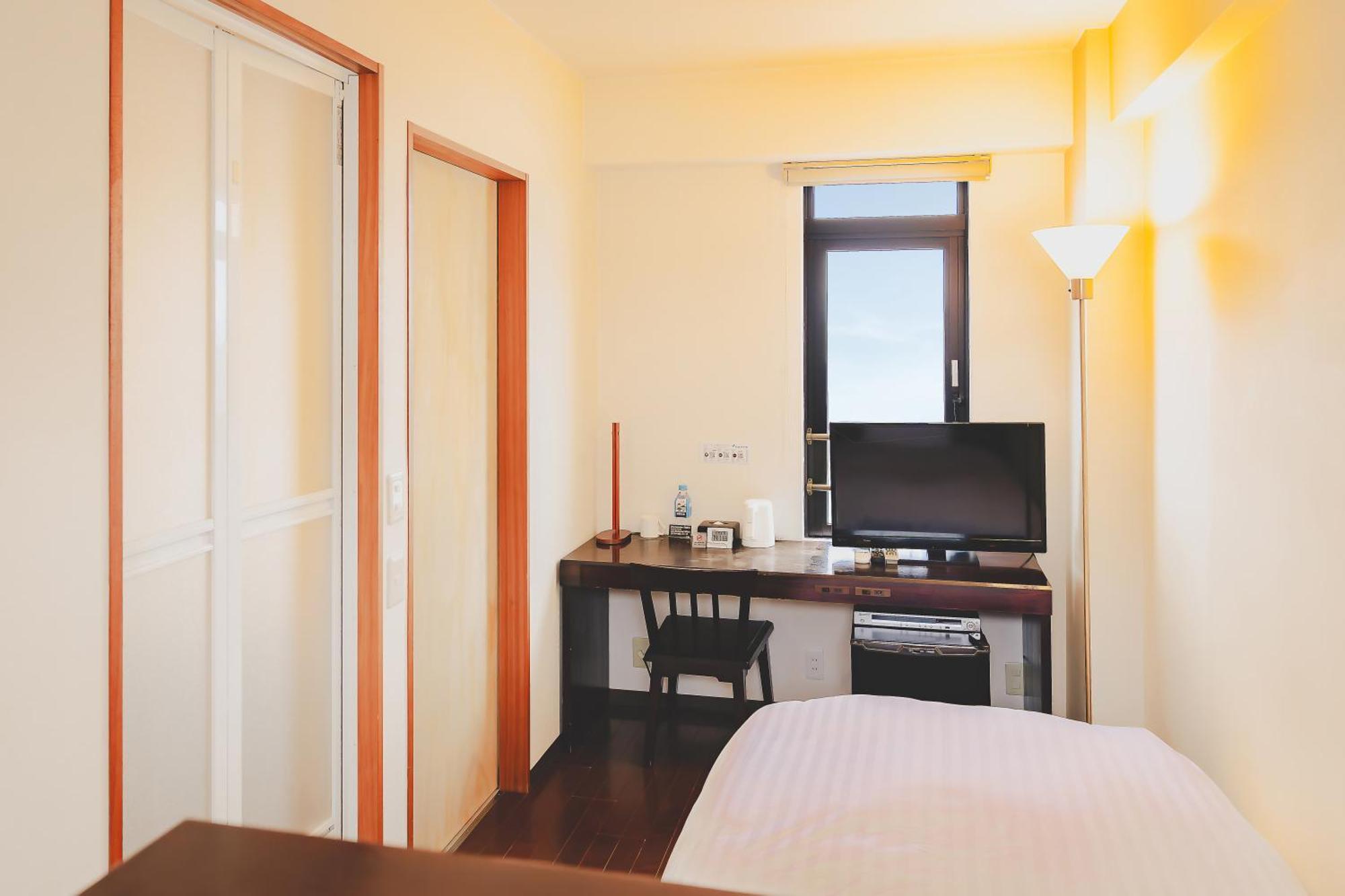 Van Cortlandt Hotel Aira Екстериор снимка