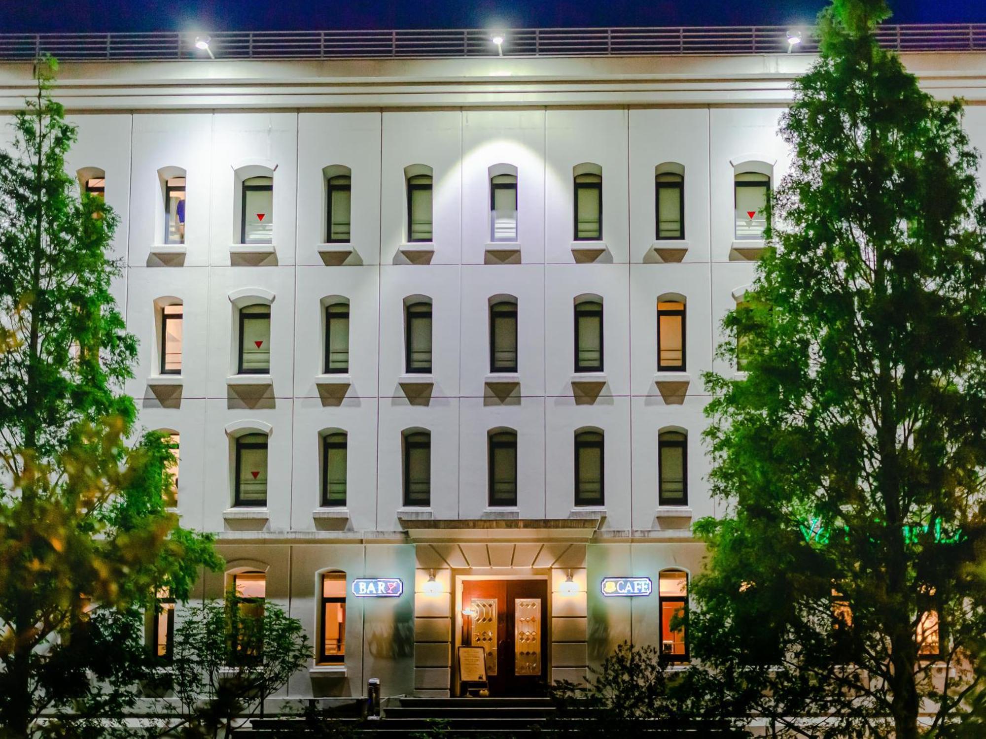 Van Cortlandt Hotel Aira Екстериор снимка